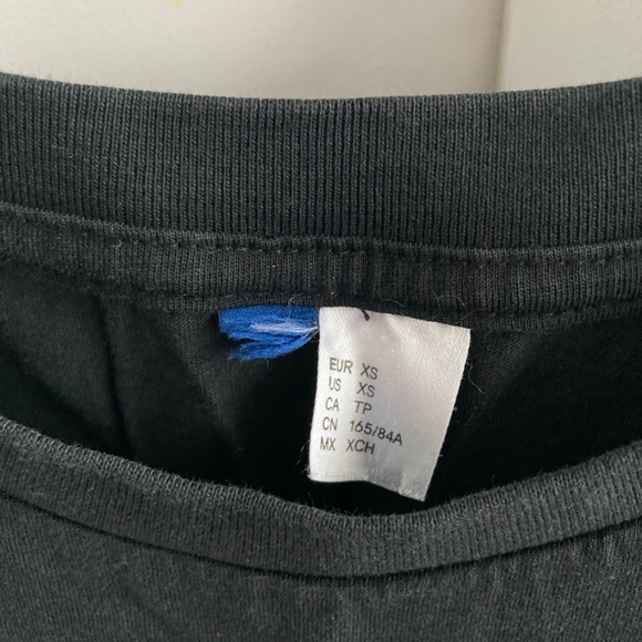 H&M men's xs black graphic tee - Picture 3 of 5
